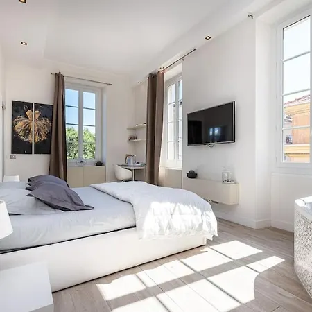 Le Massena Apartment